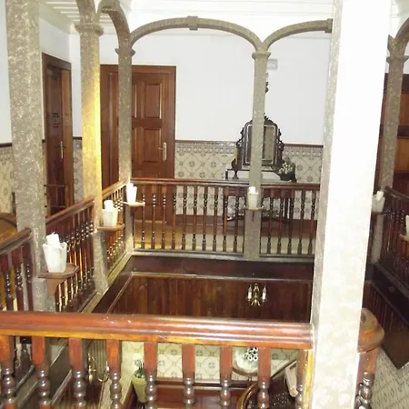 Casa Do Brasao Konukevi 4*