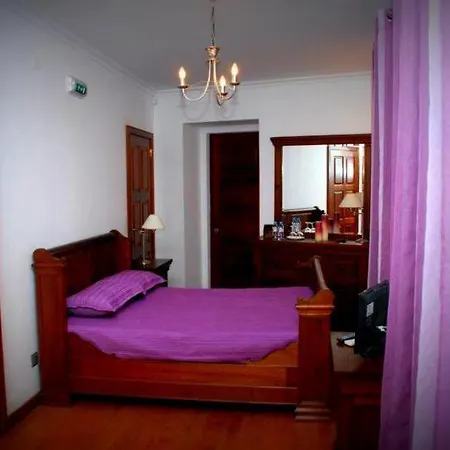 Casa Do Brasao Guest house Tabuaco